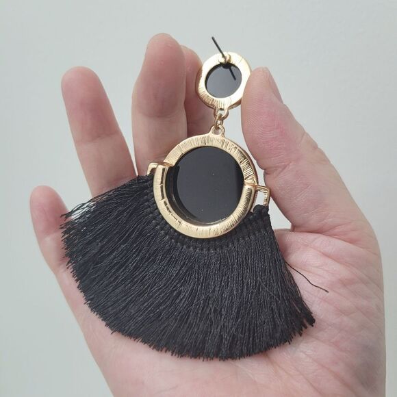 Brand New Forever 21 Black With Gold Tone Earrings - Picture 3 of 6